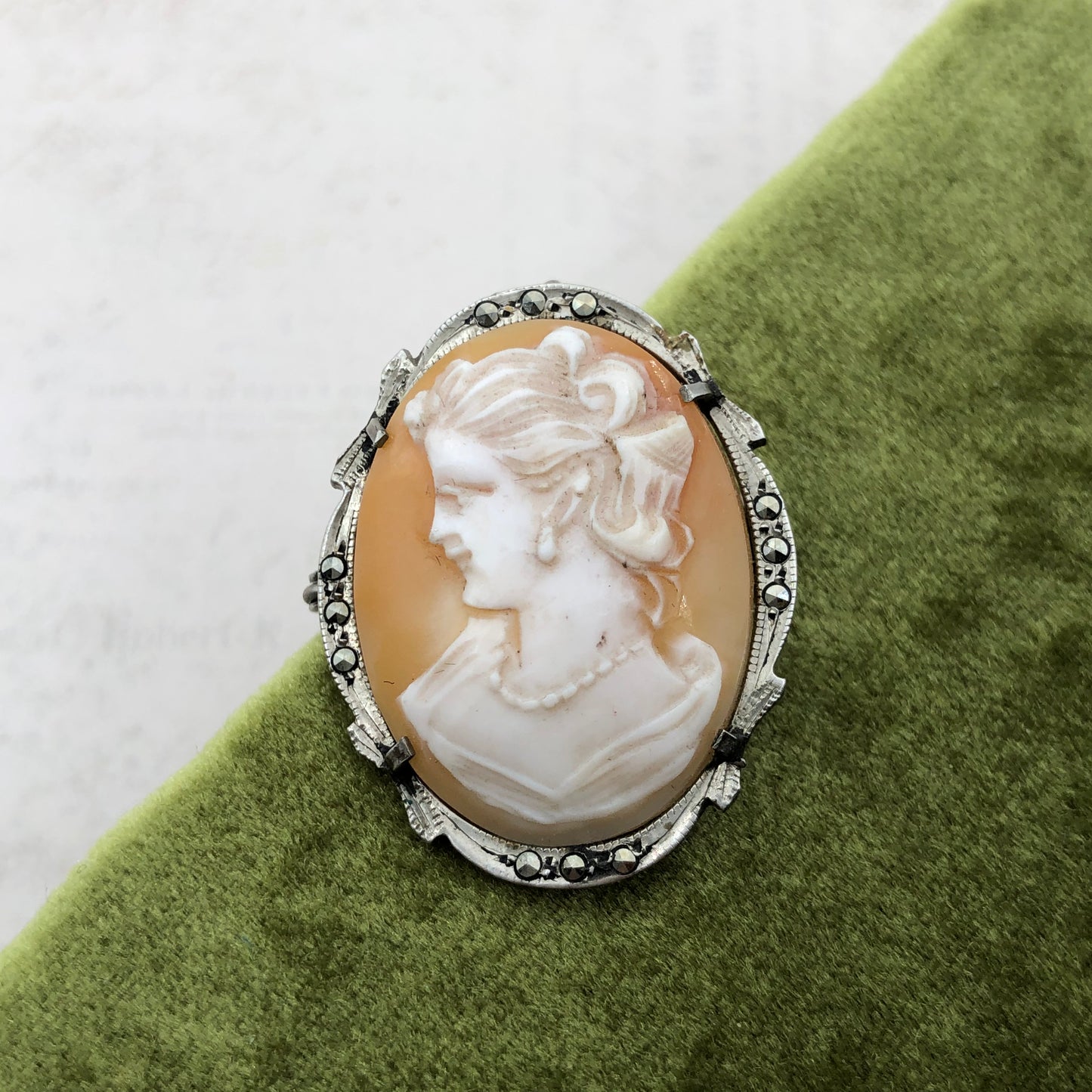 Vintage Cameo Broş/Kolye Ucu