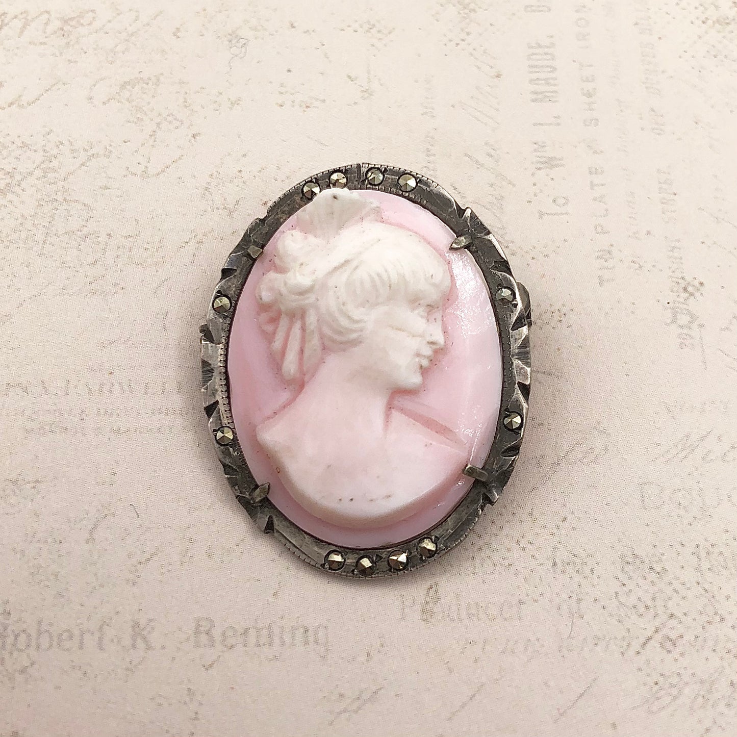 Vintage Pembe Cameo Broş/Kolye Ucu